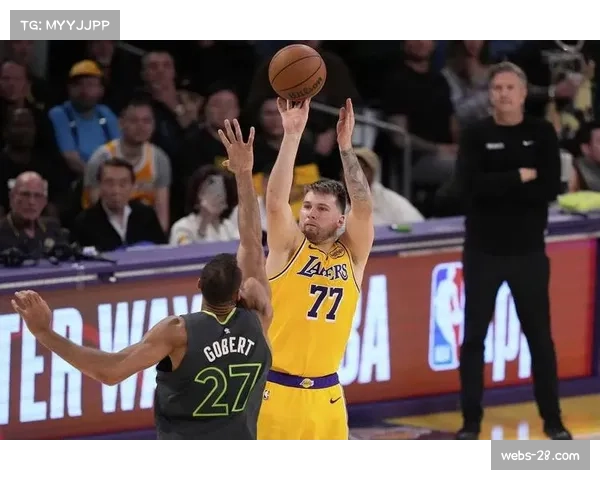 东契奇体重恢复巅峰状态 湖人媒体日官宣2.7亿合同迎来新生